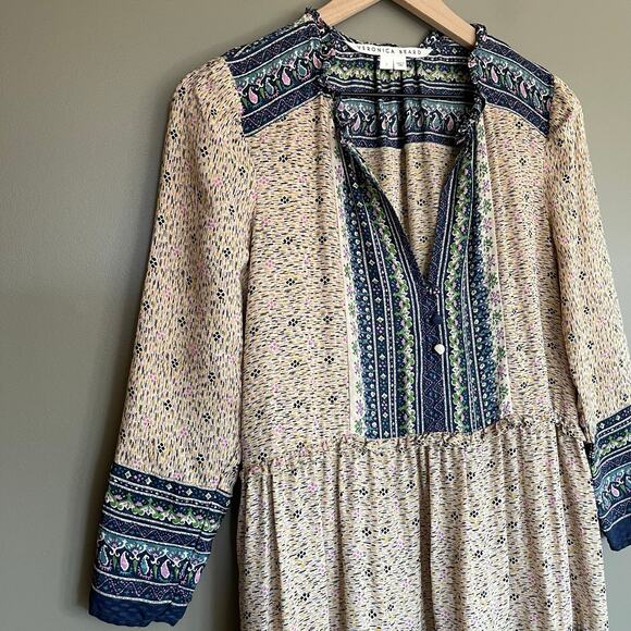 Veronica‎ Beard Lumi Dress Size 2 Silk Cream Beige Blue Floral Ruffles Chic Sexy - Picture 7 of 16